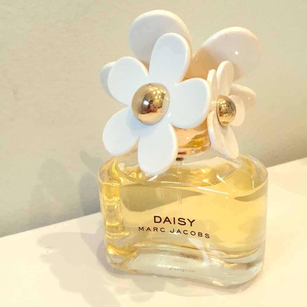 Marc Jacobs Daisy perfume